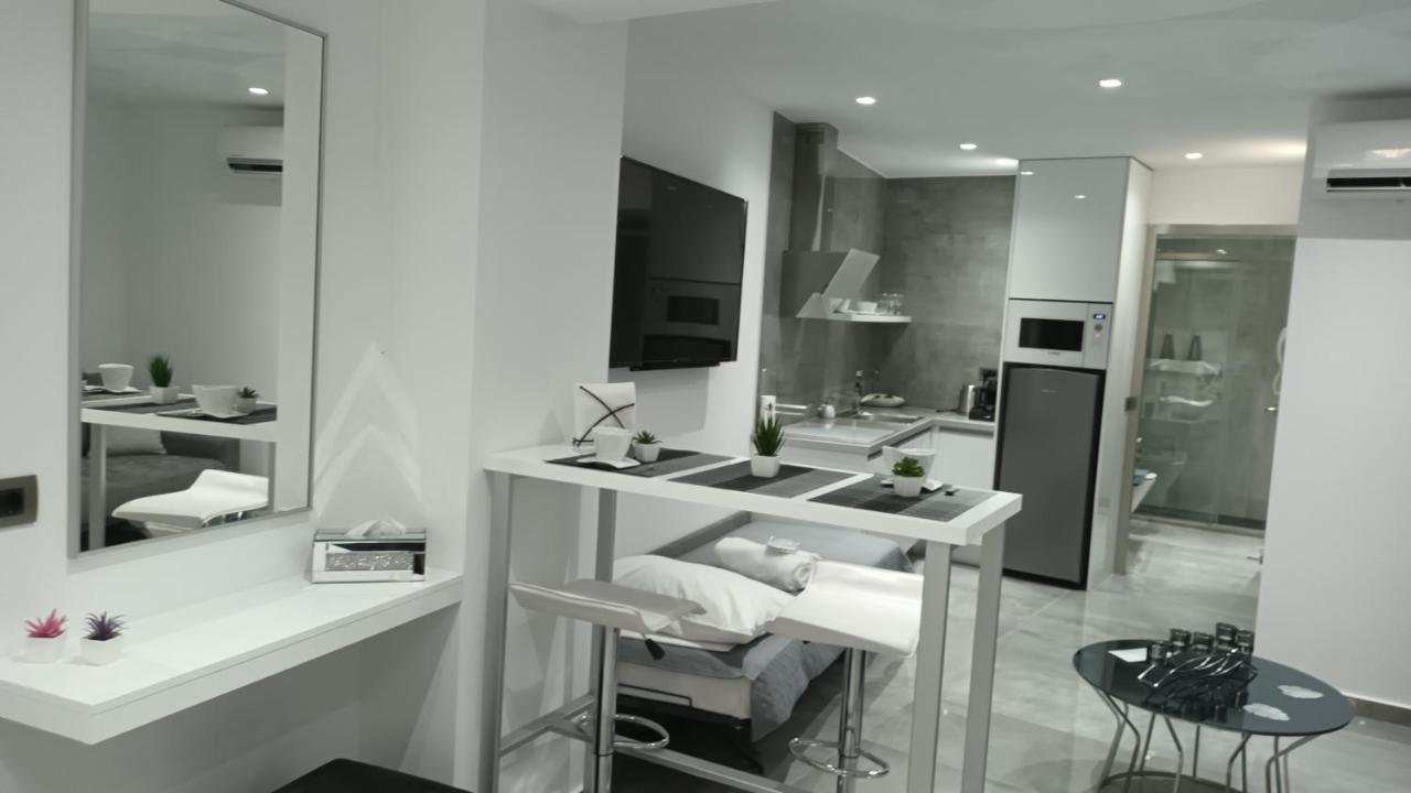Km Luxury Apart Downtown Heraklion  Exterior photo